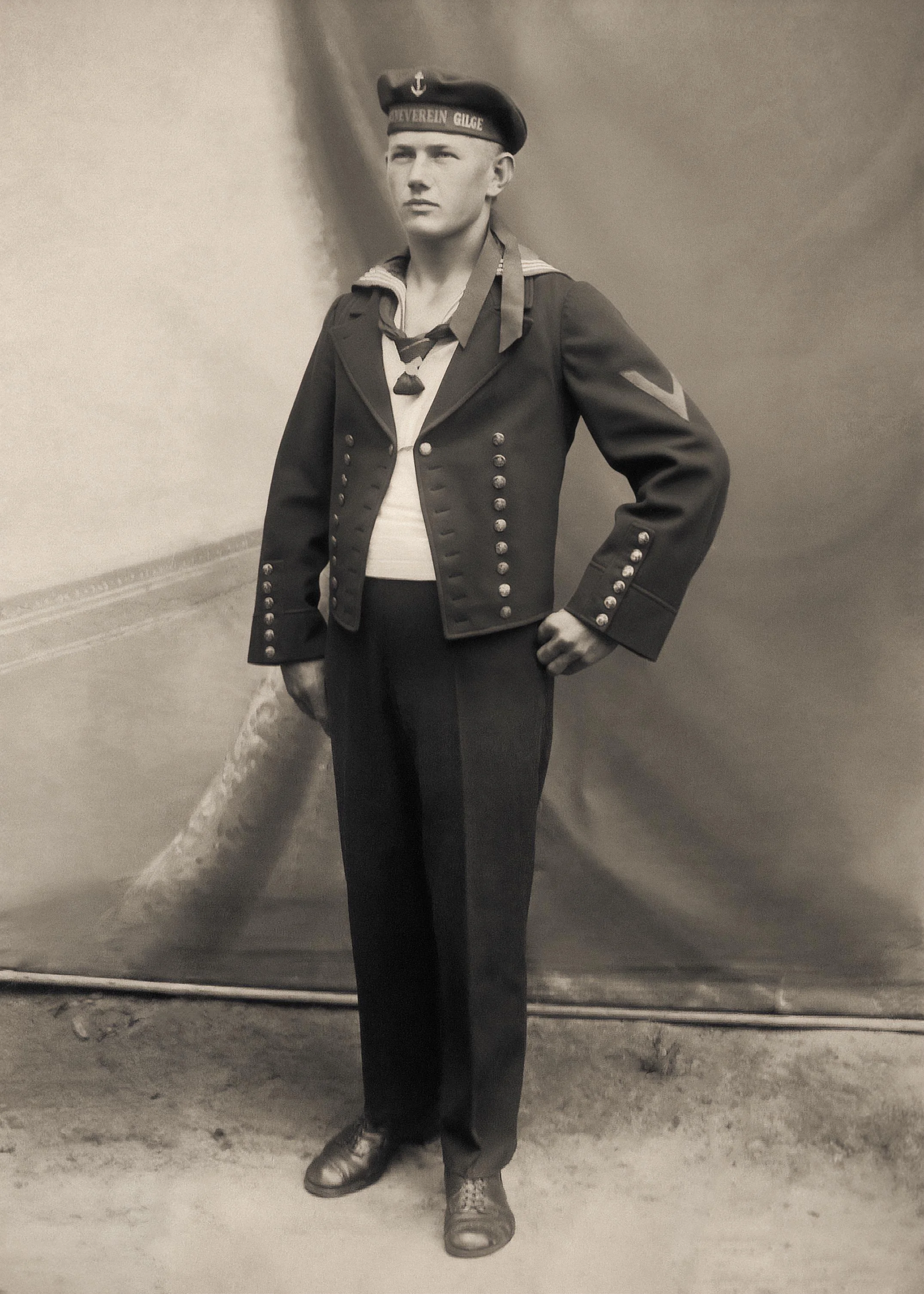AI repaired old photo with perfectly reconstructed corners and blended textures